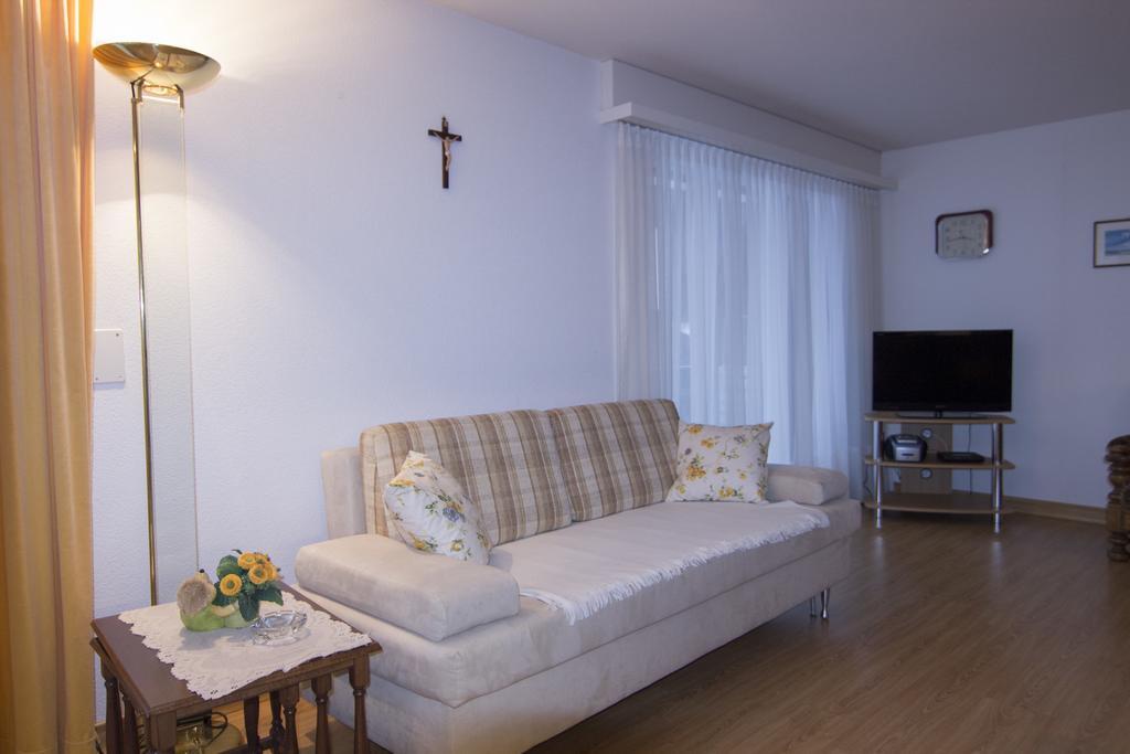 Ferienwohnung Waldrain 2 Saas-Fee Zimmer foto